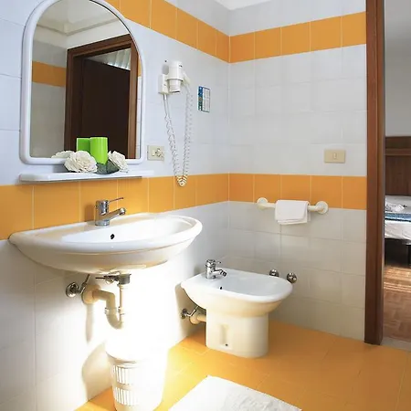 Otel Aspe 3*